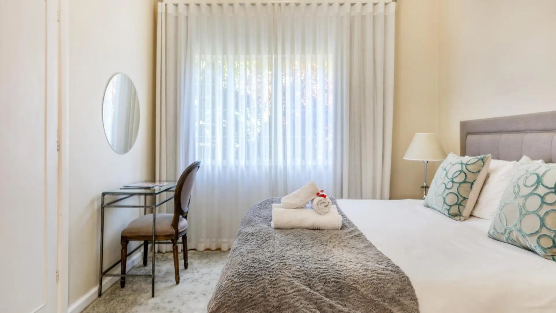 Backup Powered Table Mountain Family Retreat Villa Cape Town South Africa